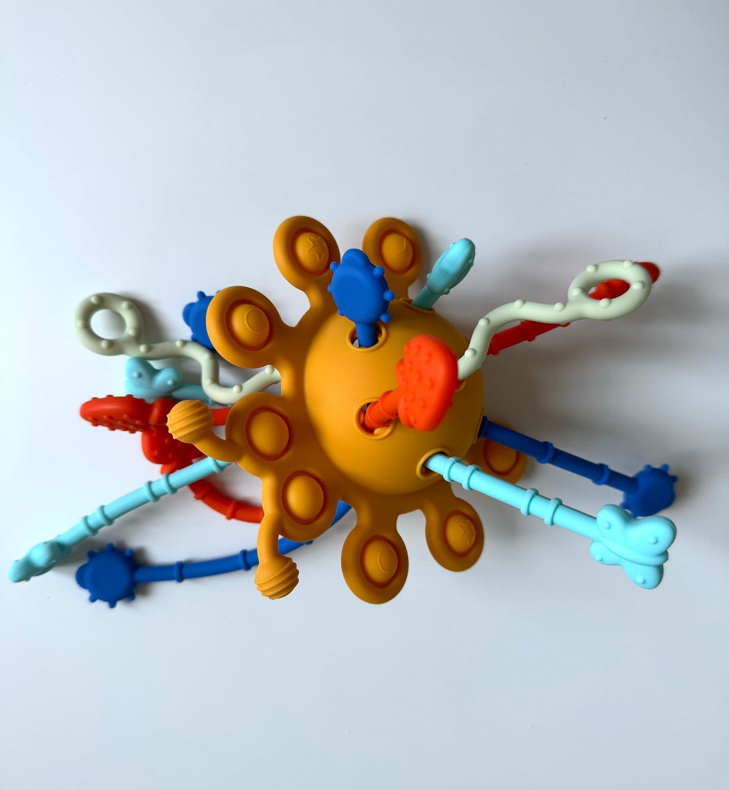 Mobile Sensoriel en Silicone – Éveil & Décoration pour Bébé
