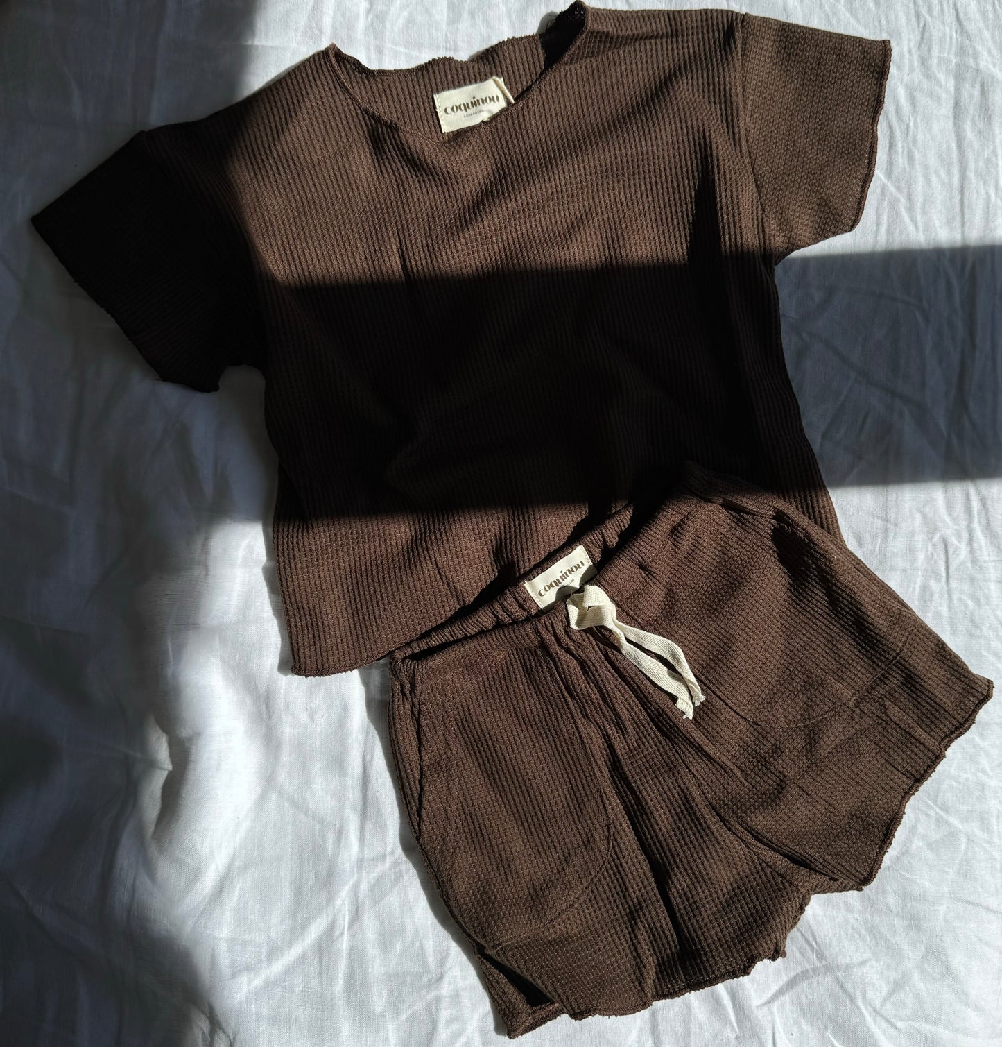 Ensemble - LEO - Marron