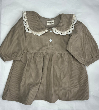 Robe - Col Claudine